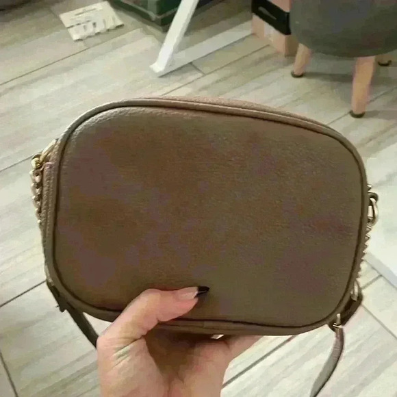 Bebe Tan Handbag Crossbody - New - Picture 2 of 7